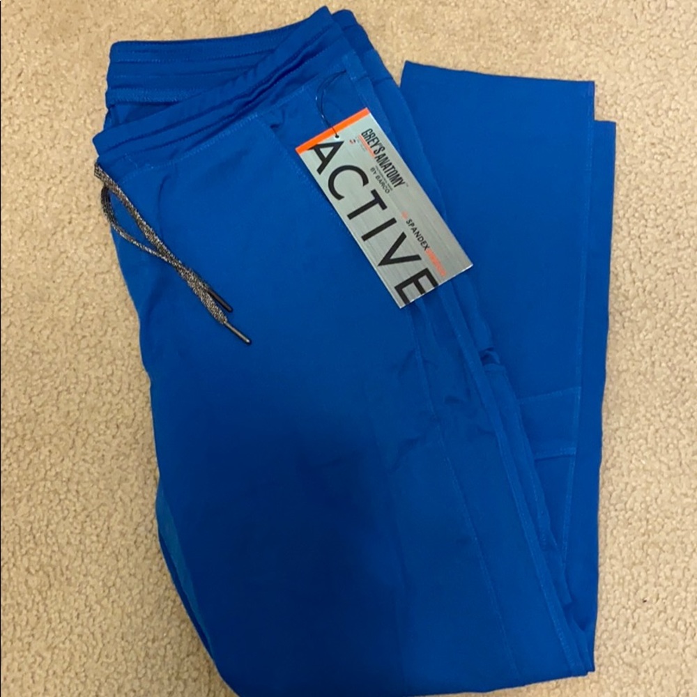 SOLD NWT Greys anatomy petite nursing scrub pants